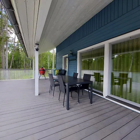 Villa Fishing And Village Merikoivula Uusikaupunki